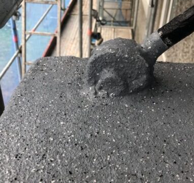 Rõdude remont ja renoveerimine Rõdu tõmbi liite tihendamine vedelplastiga